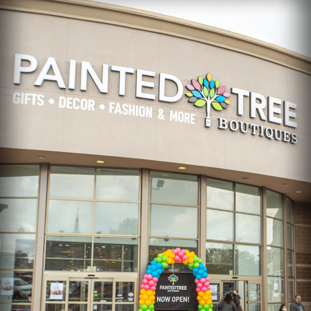 Ballwin, Missouri Painted Tree